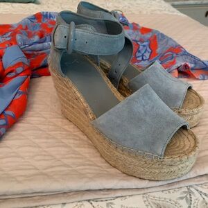 Marc Fisher sandals